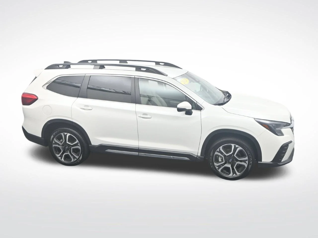 Used 2023 Crystal White Pearl Subaru Limited image 31