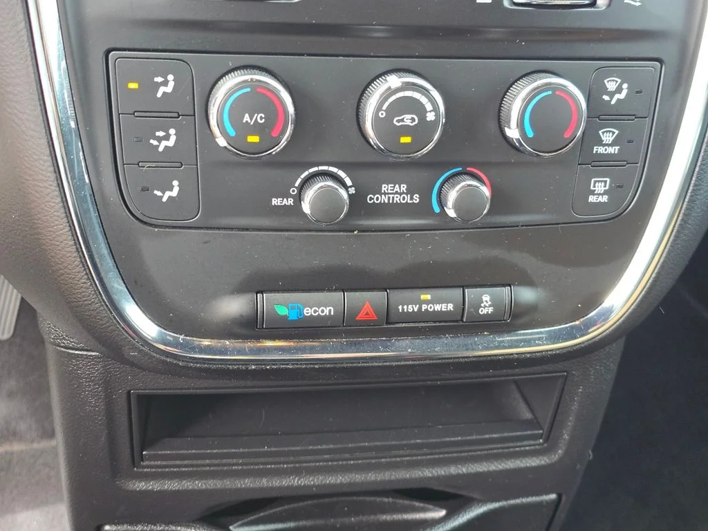 Used 2020 Silver Dodge SE Plus image 23