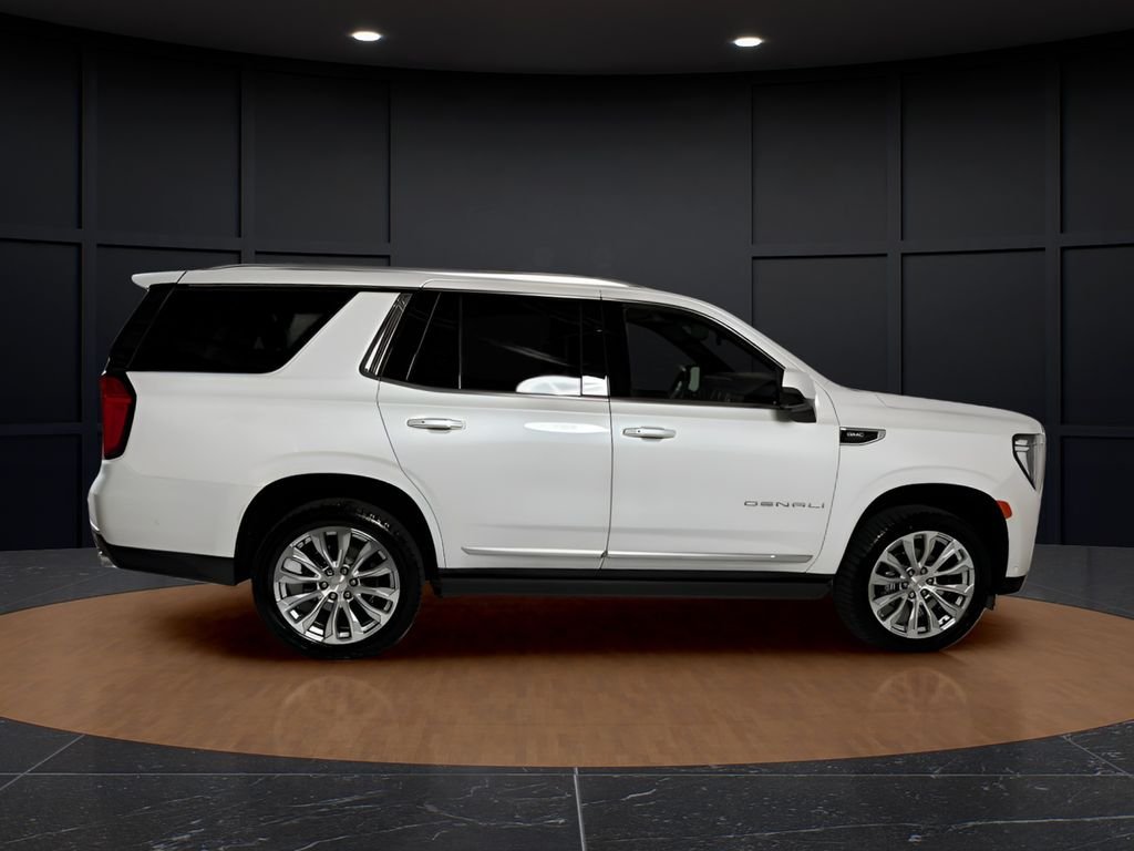 Used 2024 White GMC Denali image 8