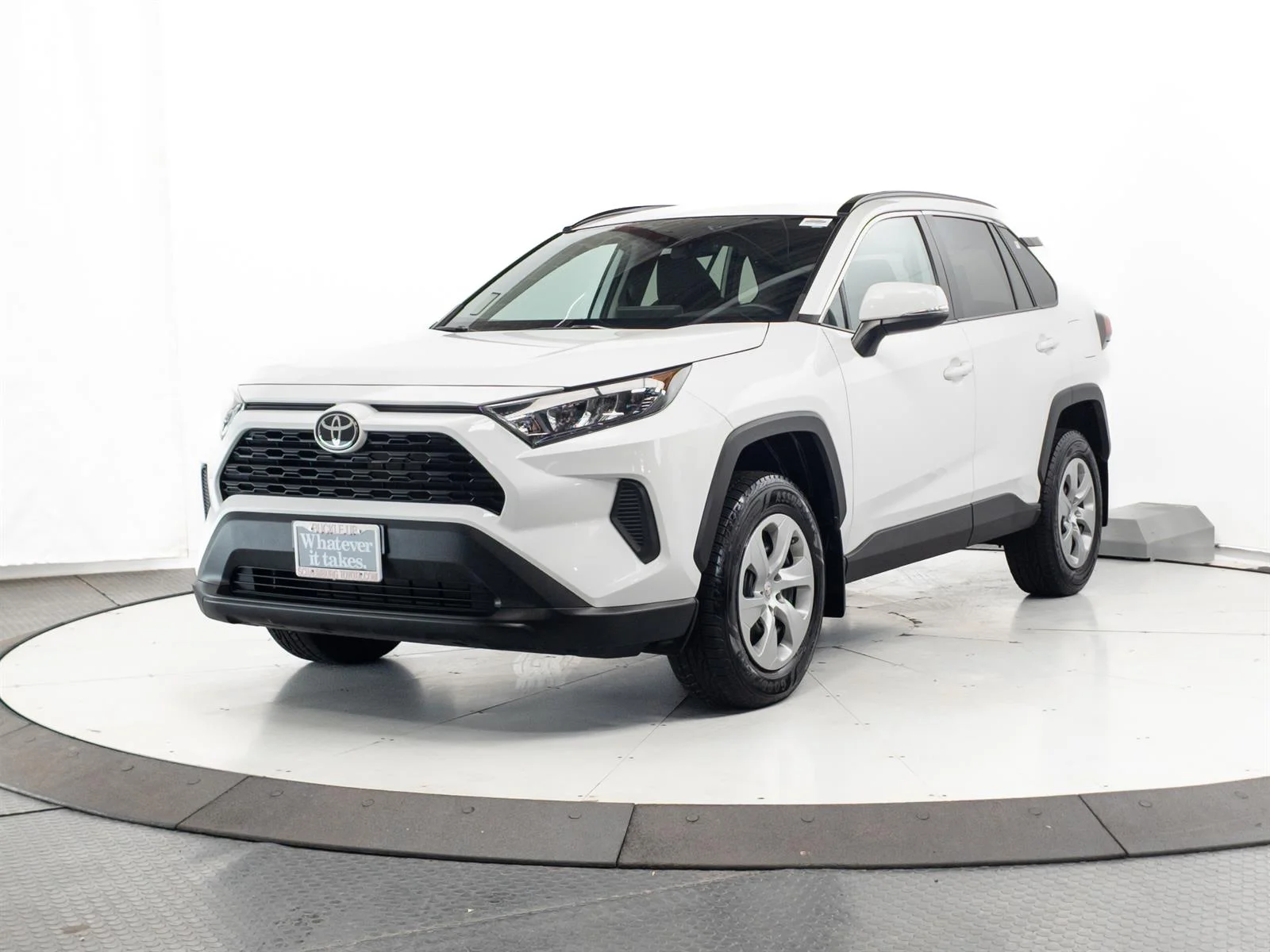 Used 2019 White Toyota LE image 3