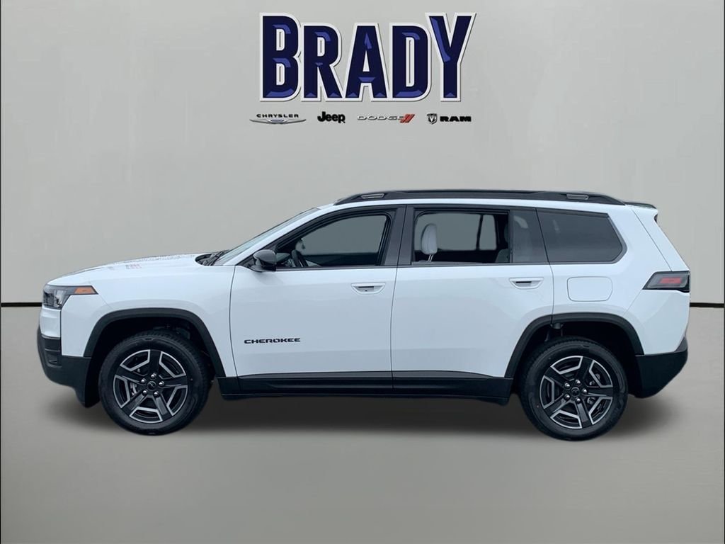 New 2026 Bright White Clear-Coat Exterior Paint Jeep Laredo image 4