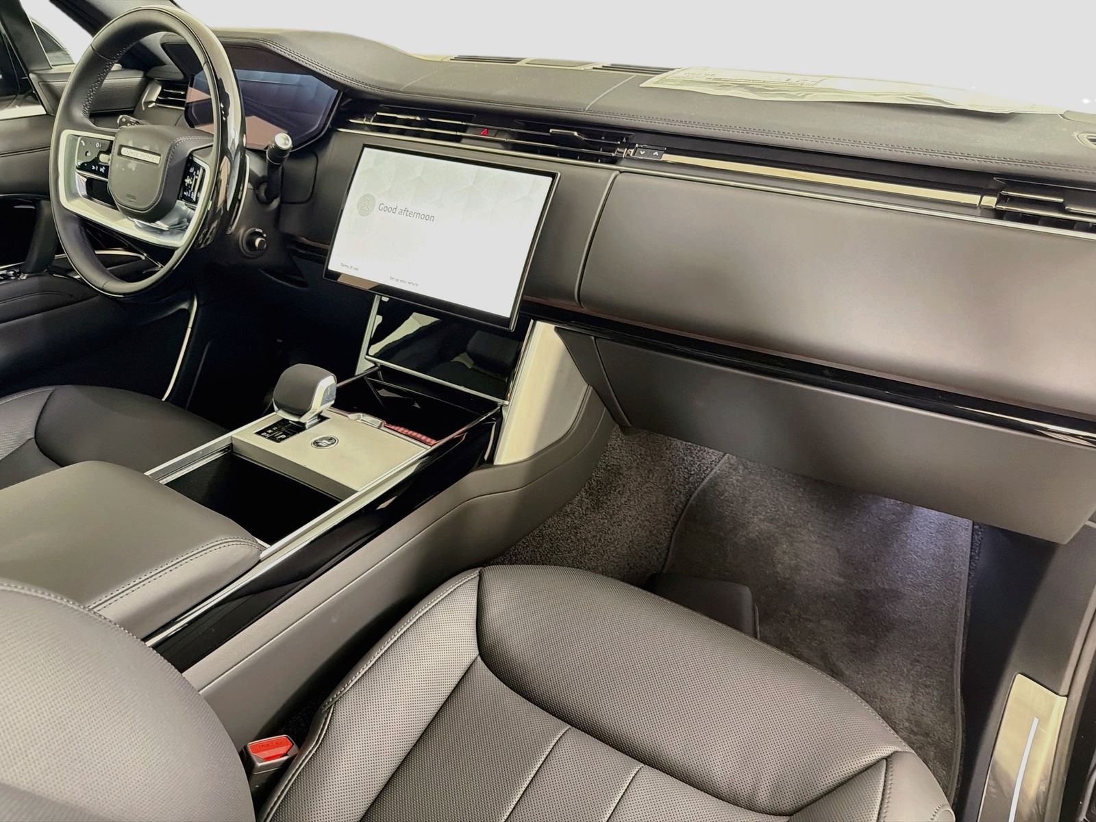 New 2026 Santorini Black Land Rover SE image 34
