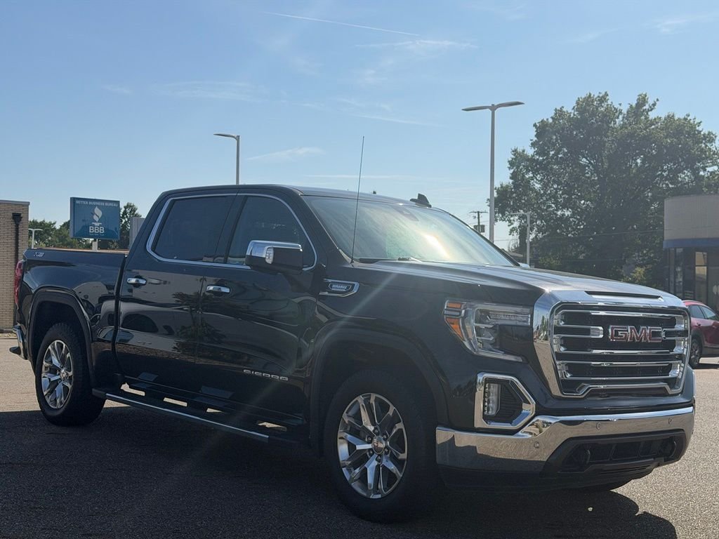 Used 2020 Black GMC SLT image 7