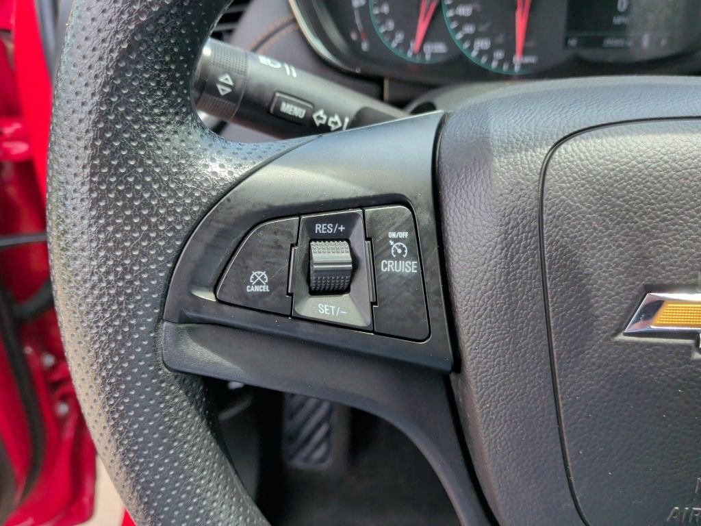 Used 2020 Red Chevrolet LT image 17