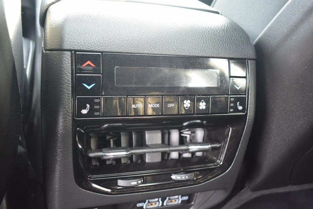 2024 Jeep Grand Cherokee Overland 4xe - Photo 26