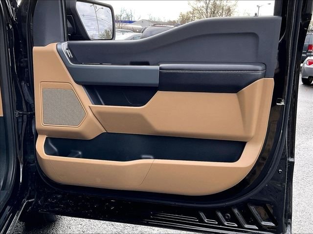 Used 2023 Black Ford XLT image 26
