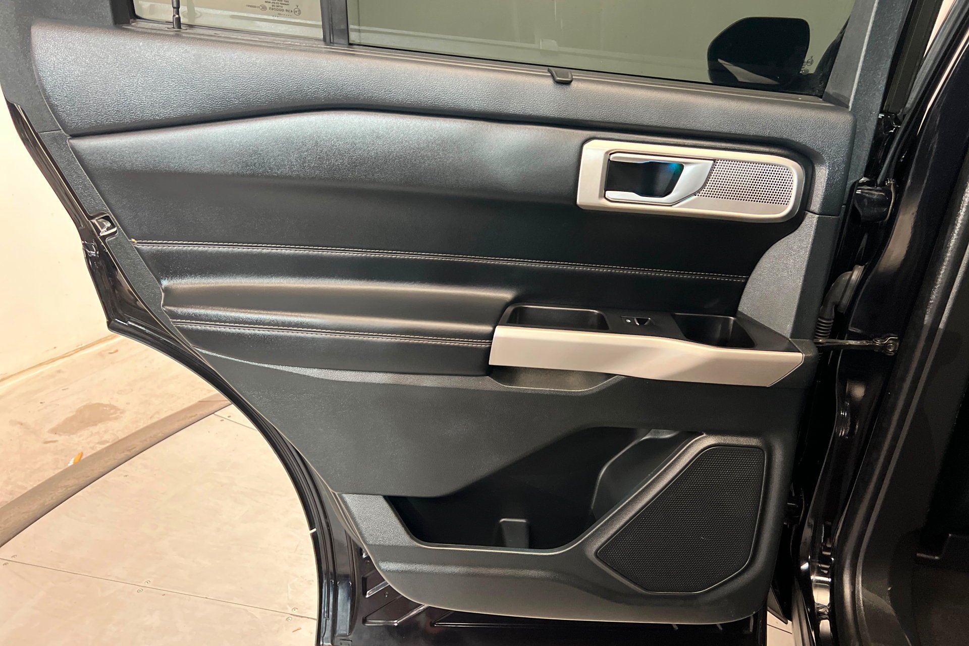 2023 Ford Explorer Limited - Photo 19