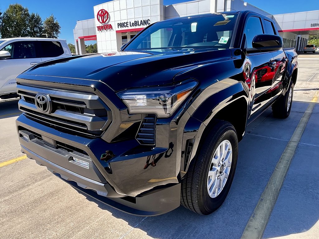 Used 2026 Black Toyota SR5 image 8