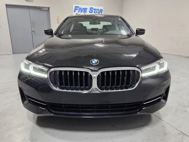 Used 2023 Black BMW 540i image 2