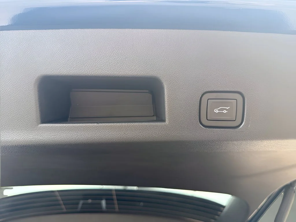 New 2027 Ink GMC Denali image 34