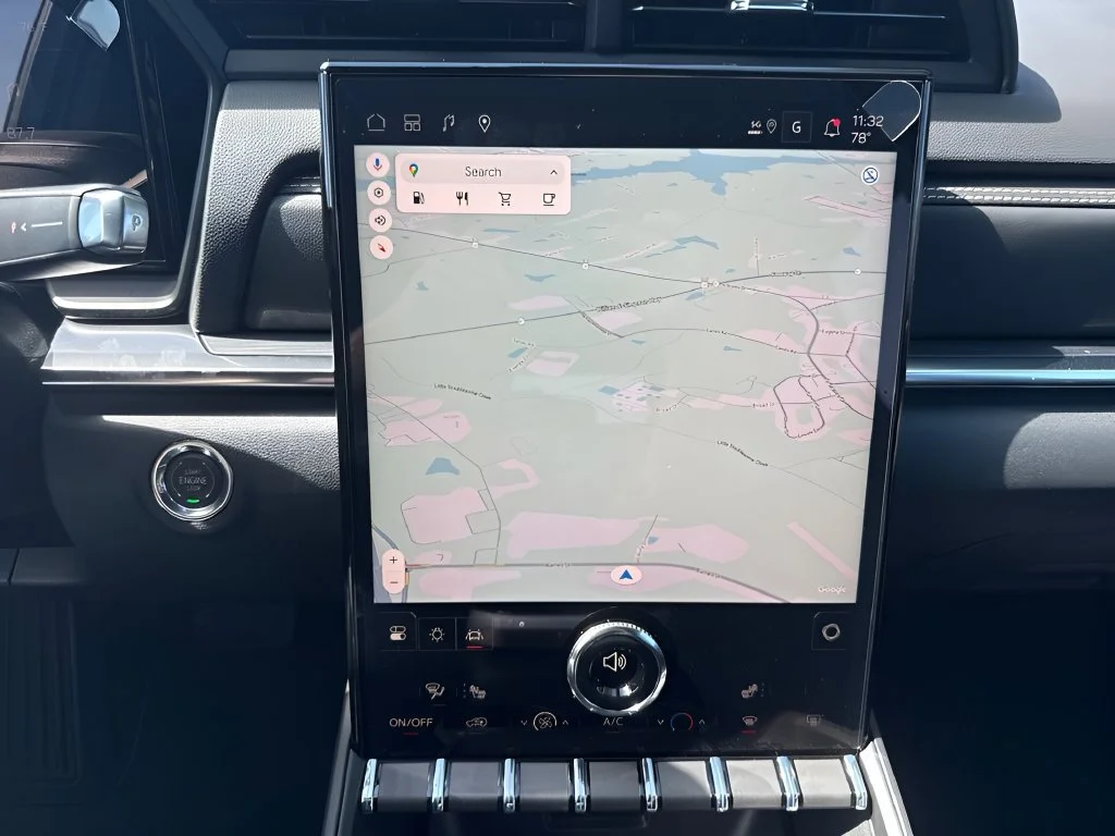 New 2027 Summit White GMC Elevation image 20