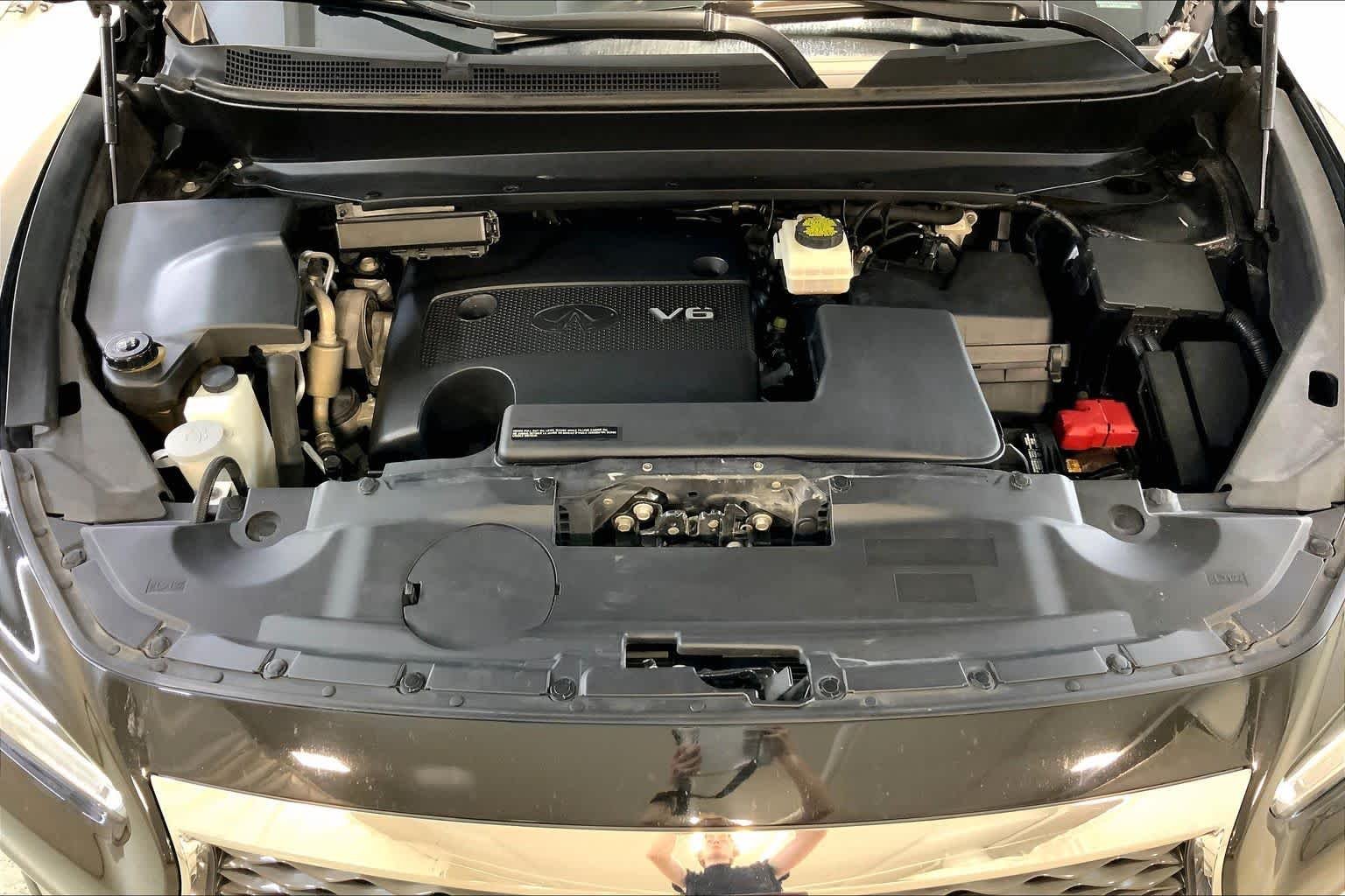 Used 2016 Black Obsidian INFINITI  image 30