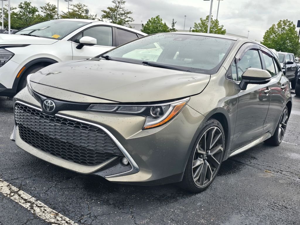 Used 2019 Brown Toyota XSE image 3
