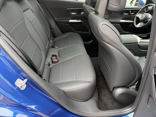 Used 2026 Starling Blue Metallic Mercedes-Benz GLC 300 image 22