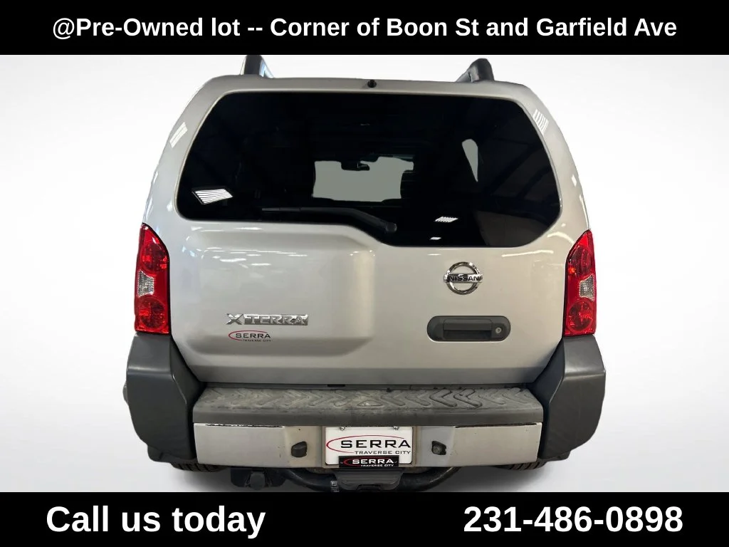 Used 2012 Silver Nissan S image 4