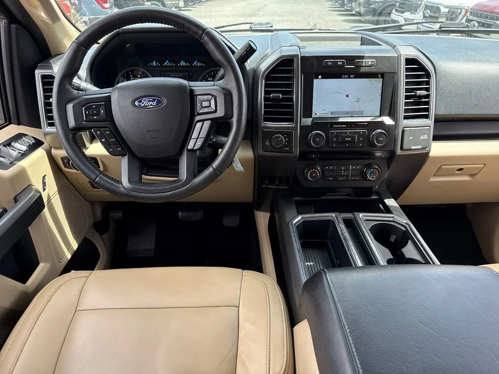 Used 2017 Red Ford XLT image 22