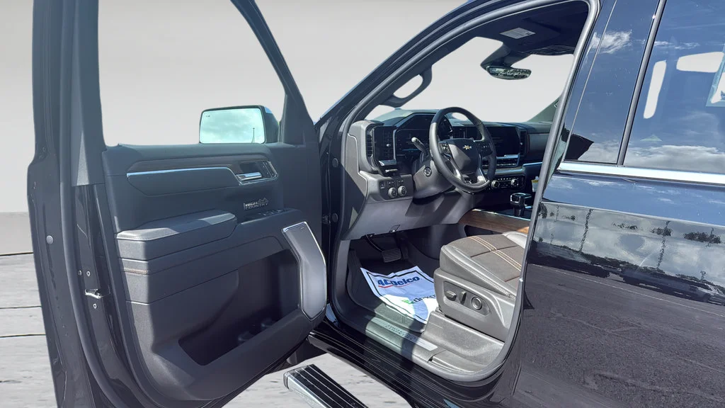 New 2026 Black Chevrolet High Country image 24