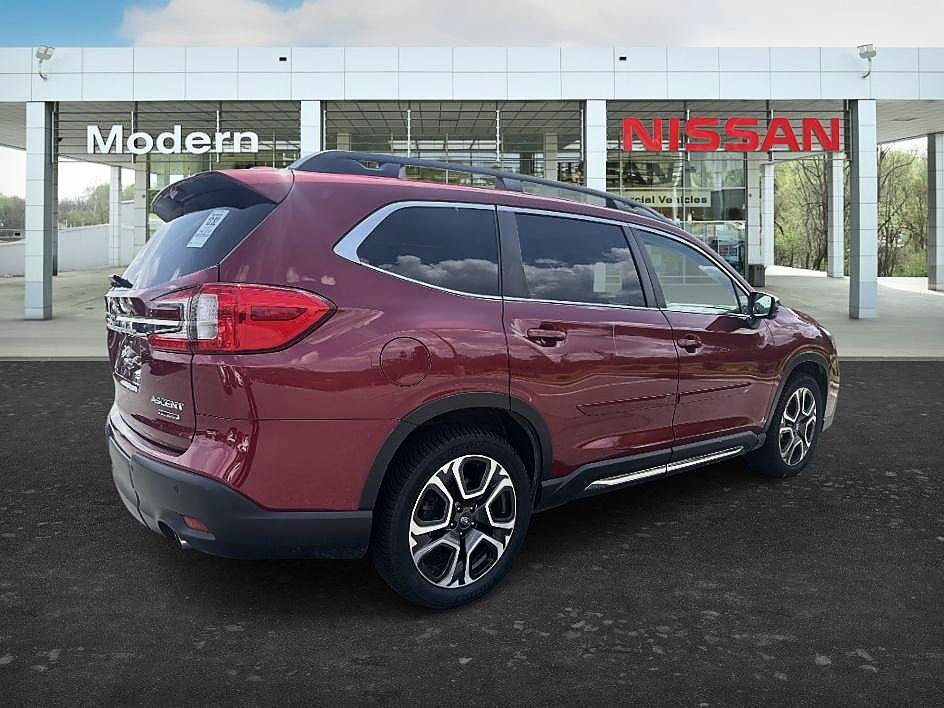 Used 2023 Crimson Red Pearl Subaru Limited image 5
