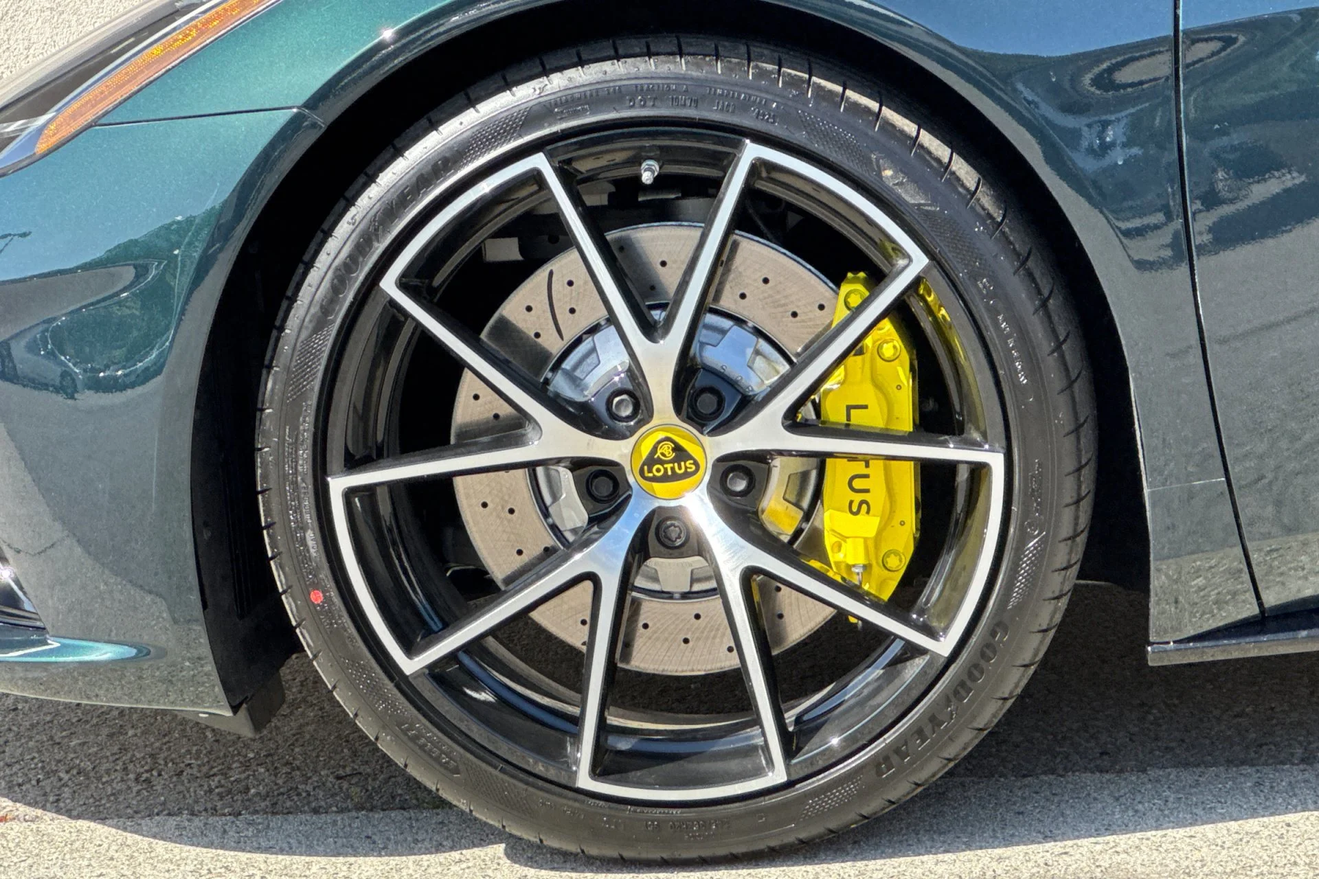 New 2026 DARK VERDANT Lotus V6 SE Coupe image 10