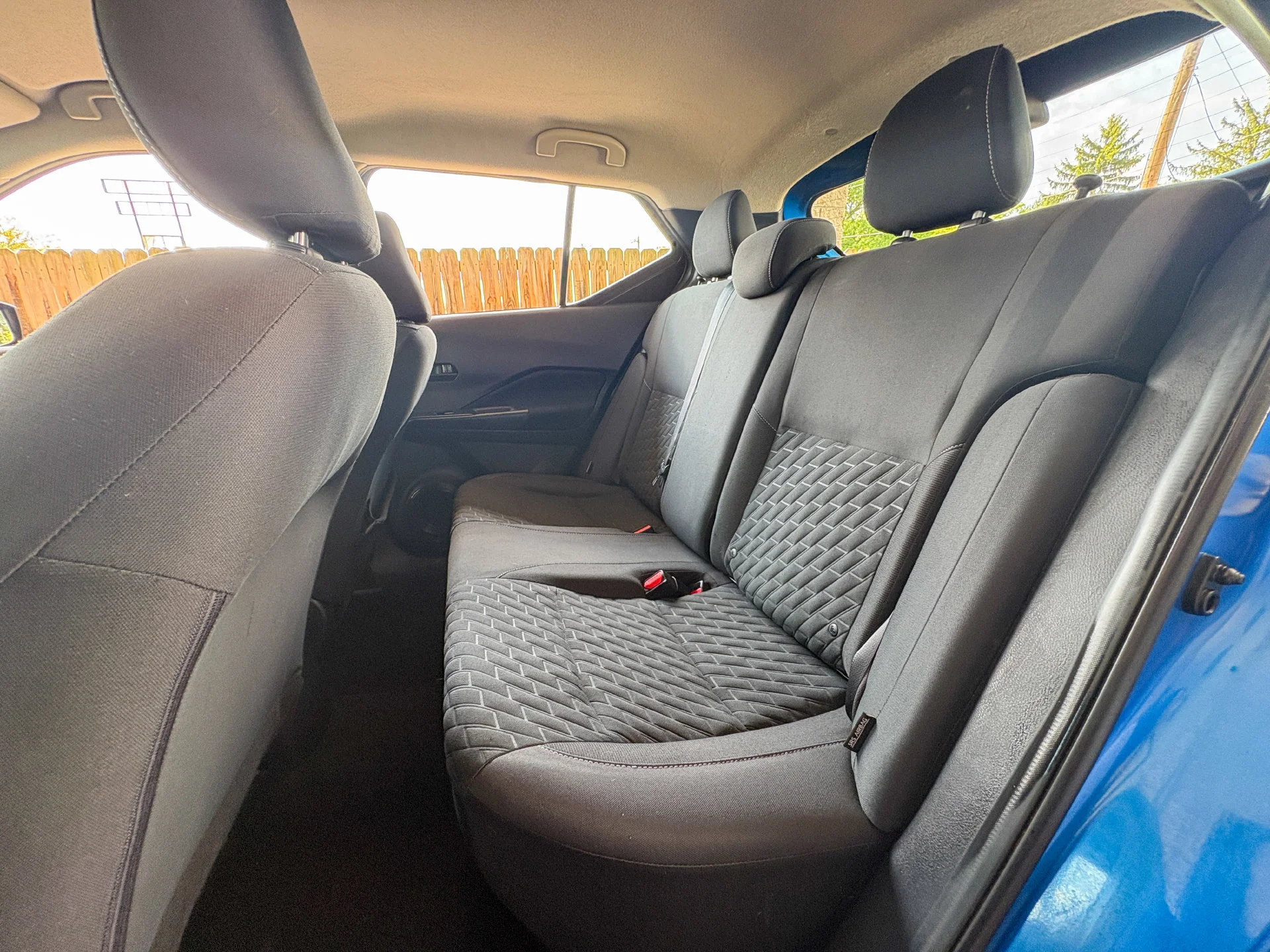 Used 2021 Blue Nissan S image 25