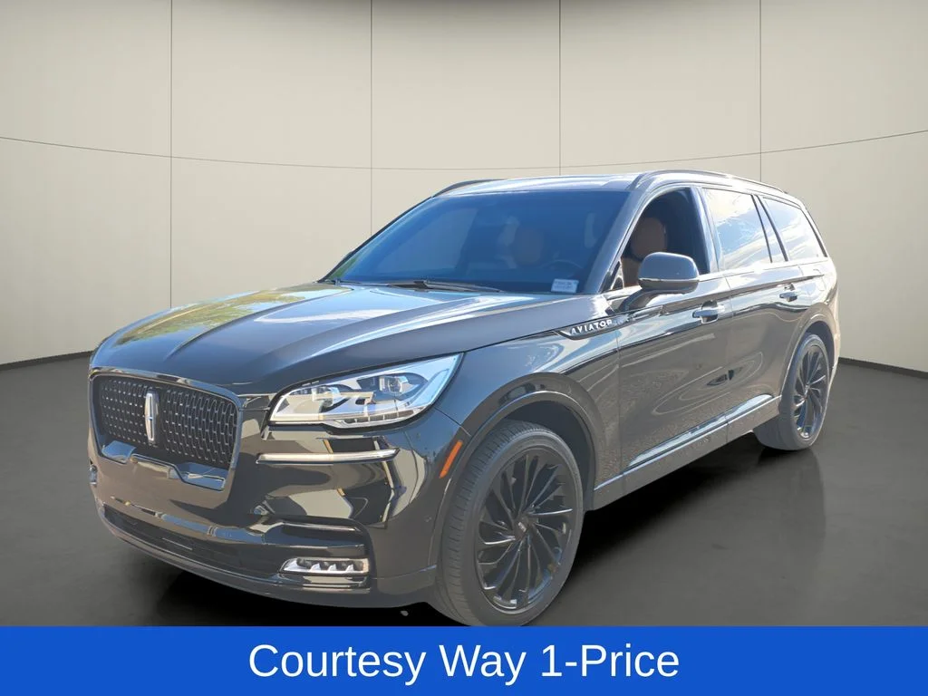 Used 2023 Black Lincoln Black Label image 4