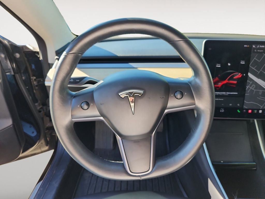 Used 2018 Black Tesla Long Range image 10