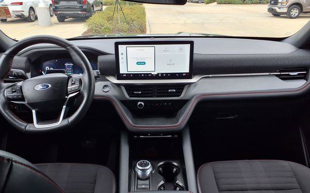 Used 2025 Gray Ford ST-Line image 25