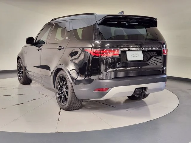 Used 2025 Black Land Rover S image 6