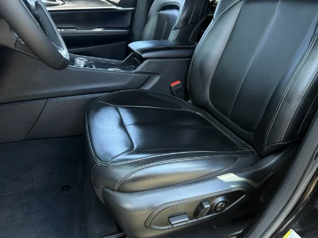 Used 2025 Black Jeep Limited image 19