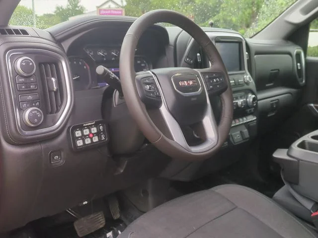 Used 2019 Red GMC SLE image 20