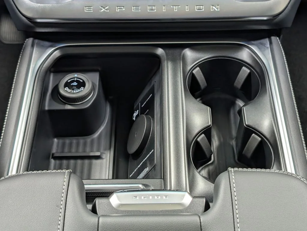 New 2027 Agate Black Metallic Ford MAX Platinum image 7