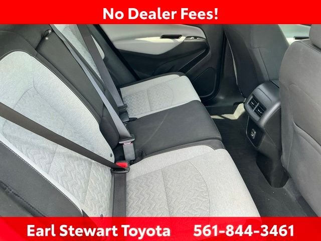 Used 2022 Gray Chevrolet LT image 31
