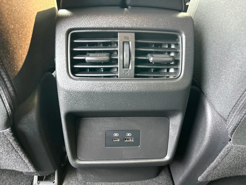 Used 2023 Red Nissan SV image 26