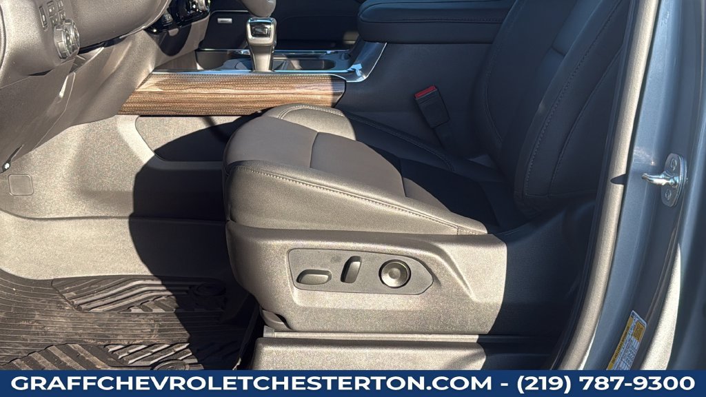 New 2026 Sterling Gray Metallic Chevrolet LT Trail Boss image 25