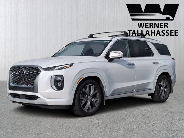 Used 2022 White Hyundai Limited image 1