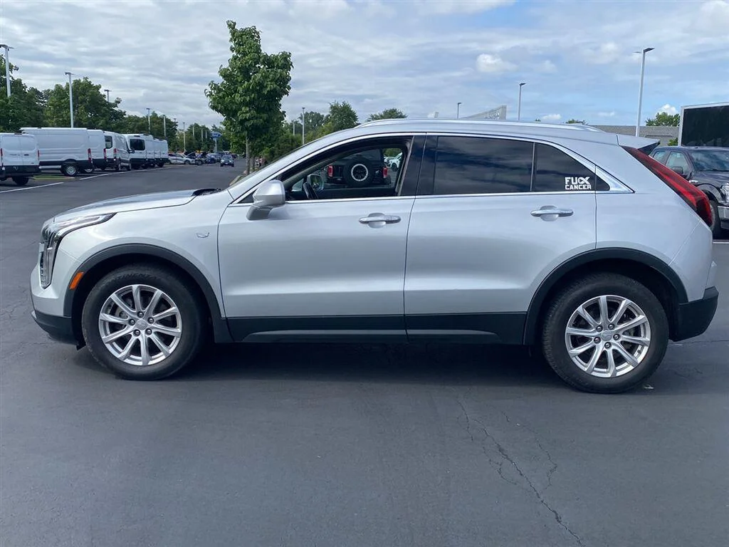 Used 2019 Radiant Silver Metallic Cadillac AWD Luxury image 8