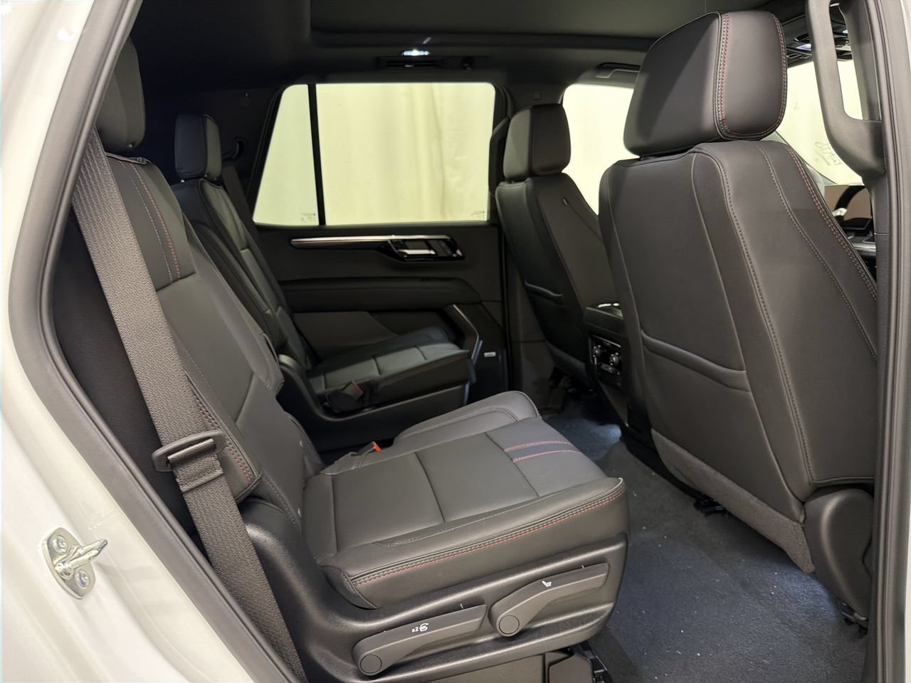 2026 Chevrolet Tahoe RST - Photo 20