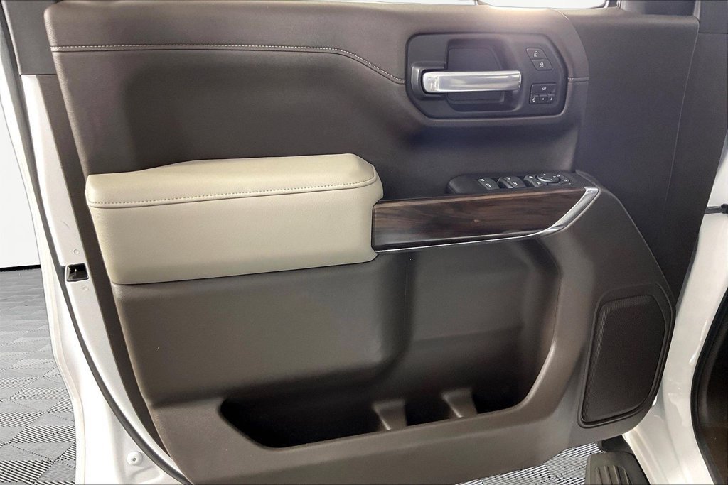 2019 GMC Sierra 1500 SLT - Photo 18