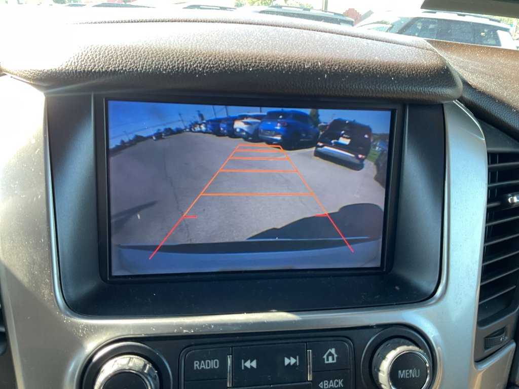 Used 2015 White Diamond Tricoat Chevrolet LTZ image 24