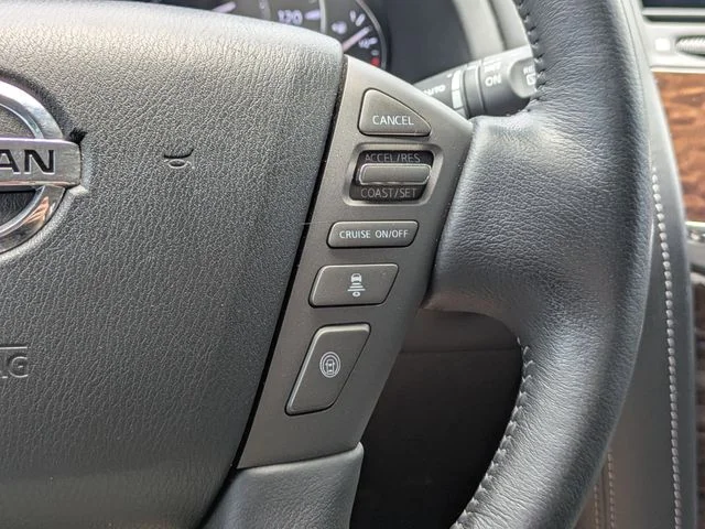 Used 2019 Blue Nissan SL image 32