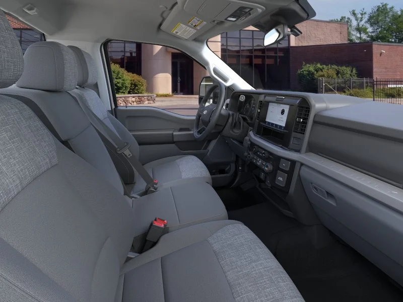 New 2026 Oxford White Ford F-250® XLT image 39