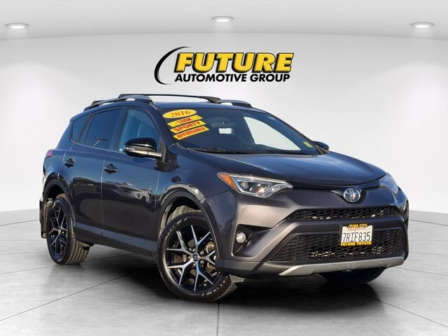 Used 2016 Gray Toyota SE image 1