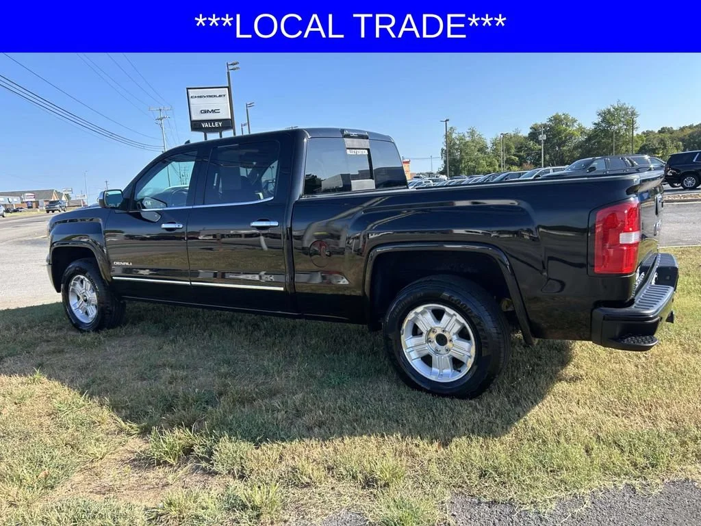 Used 2015 ONYX BLACK GMC Denali image 6