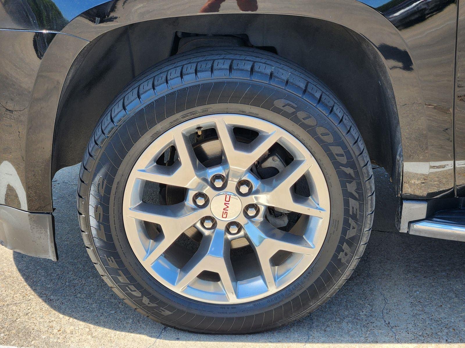 Used 2018 Onyx Black GMC SLT image 9