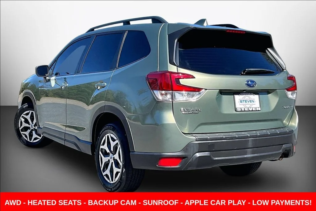 Used 2019 Green Subaru Premium image 4