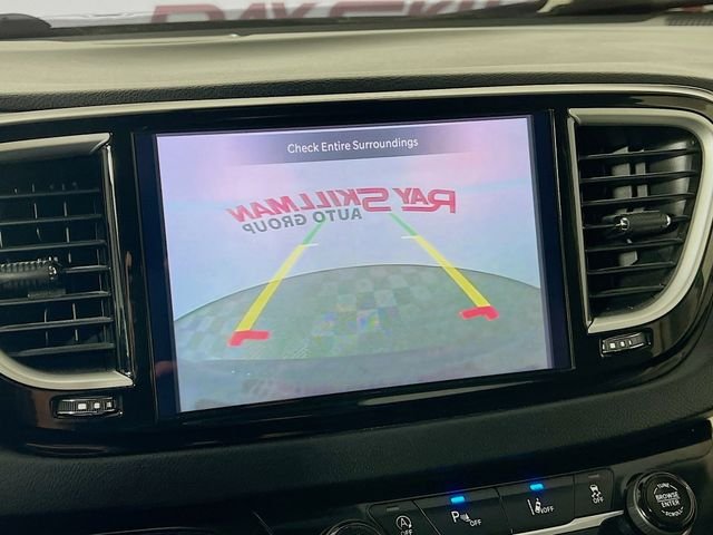 2024 Chrysler Pacifica Touring L - Photo 18