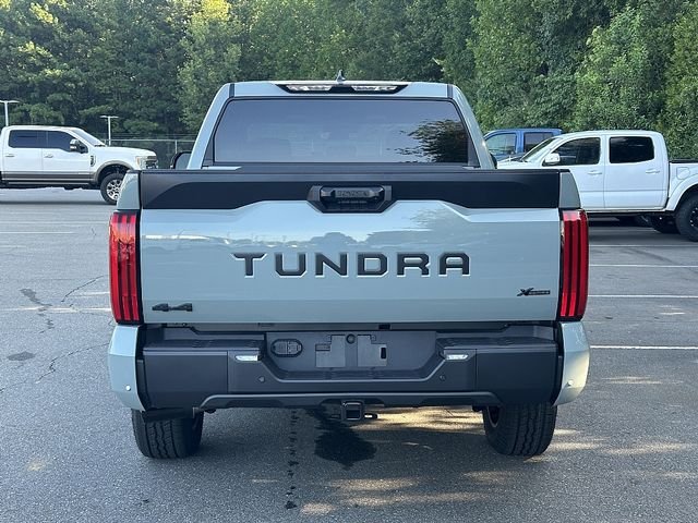 New 2026 Lunar Rock Toyota SR5 image 8
