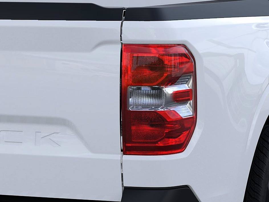 New 2026 Oxford White Ford XLT image 22