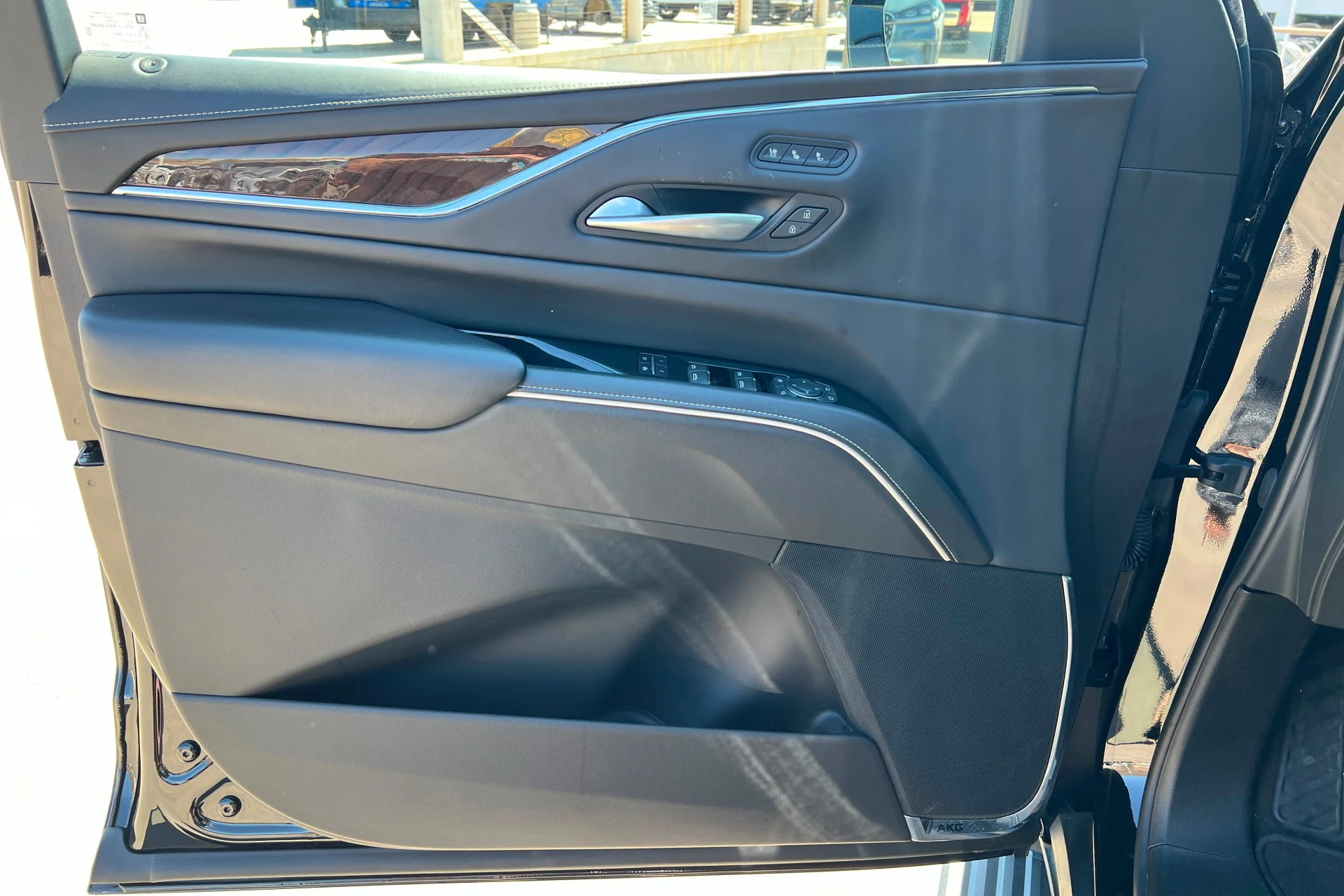 2024 Cadillac Escalade ESV Premium Luxury Platinum - Photo 14