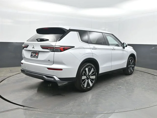 New 2026 White Mitsubishi SE 1.5T 2WD image 31